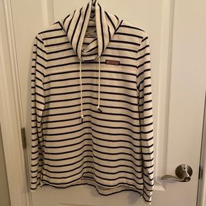 Vineyard Vines sweater